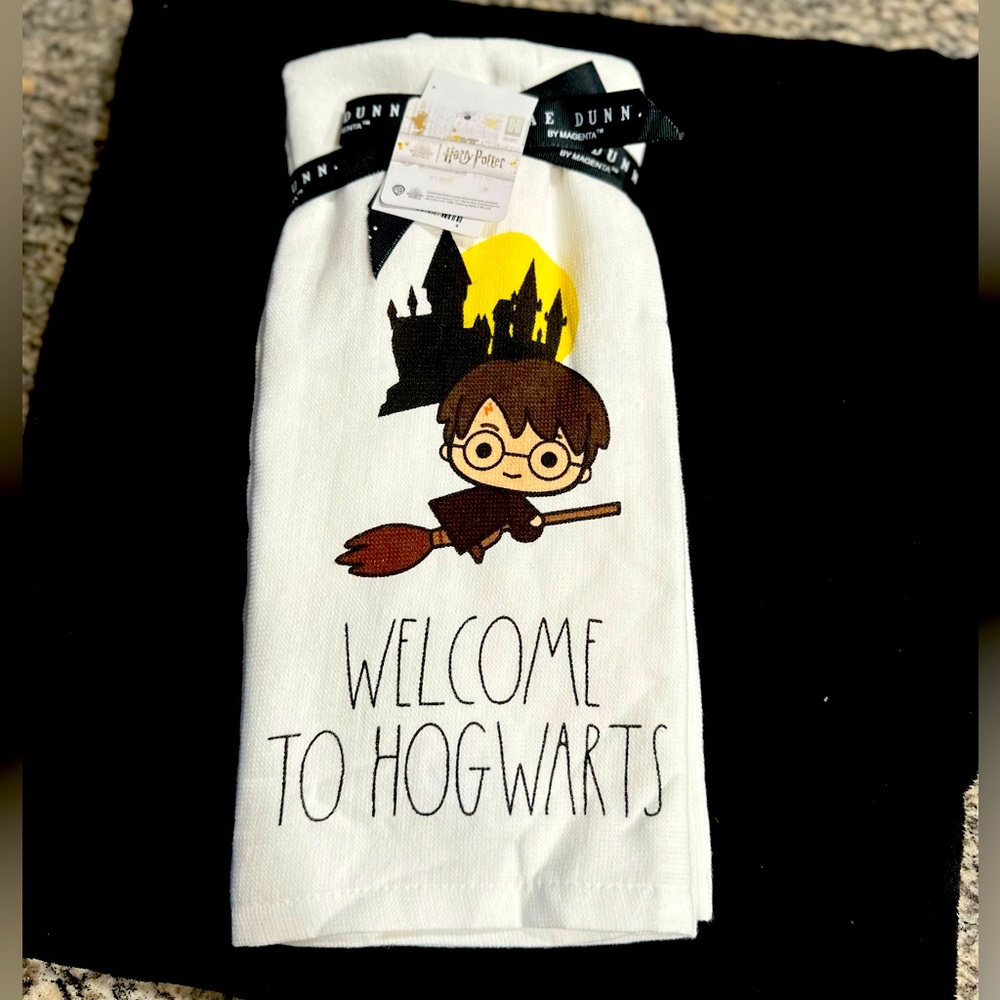 Rae Dunn Harry Potter Kitchen Towel Set - New